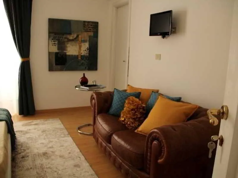 Rooms In Rome